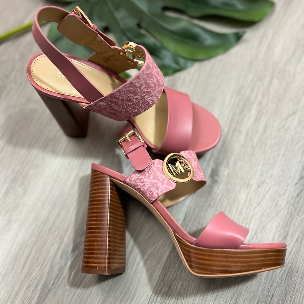 Michael Kors Summer Leather and Logo Platform Sandal ✨brand new✨ no box - Picture 8 of 8